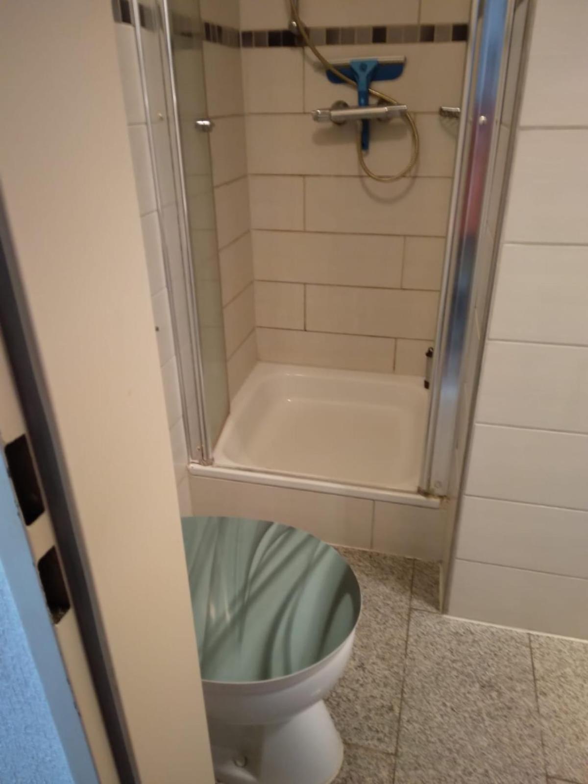 Ferien- Oder Monteurwohnung Stadtnah! Бад Ойнхаузен Екстериор снимка